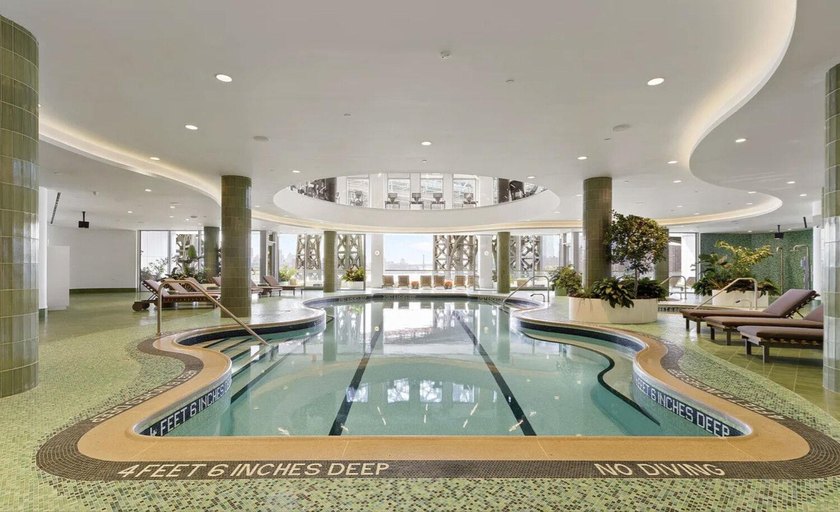 PANORAMIC WATERFRONT LIVING ABOVE THE WILLIAMSBURG SKYLINE - photo 17