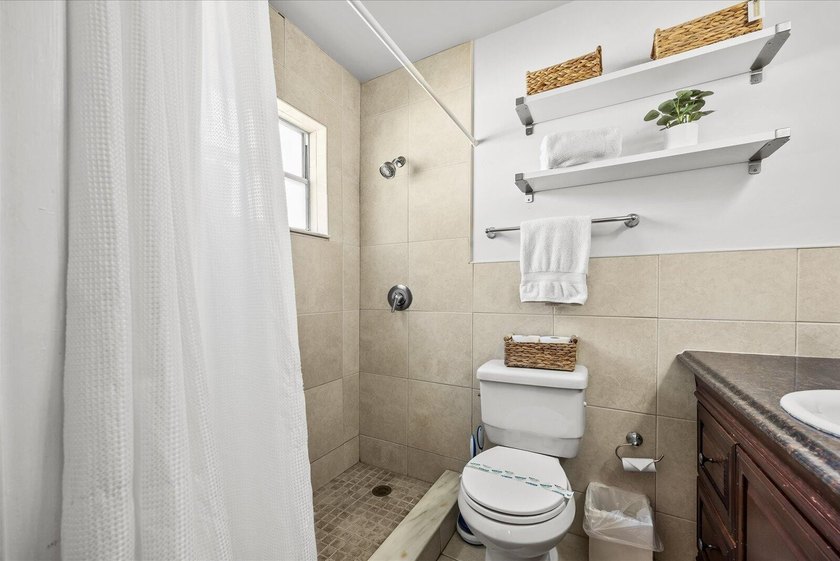 Welcome to 1004 NW 16th Pl in Stuart, FL 34994. Bring your boat - photo 23