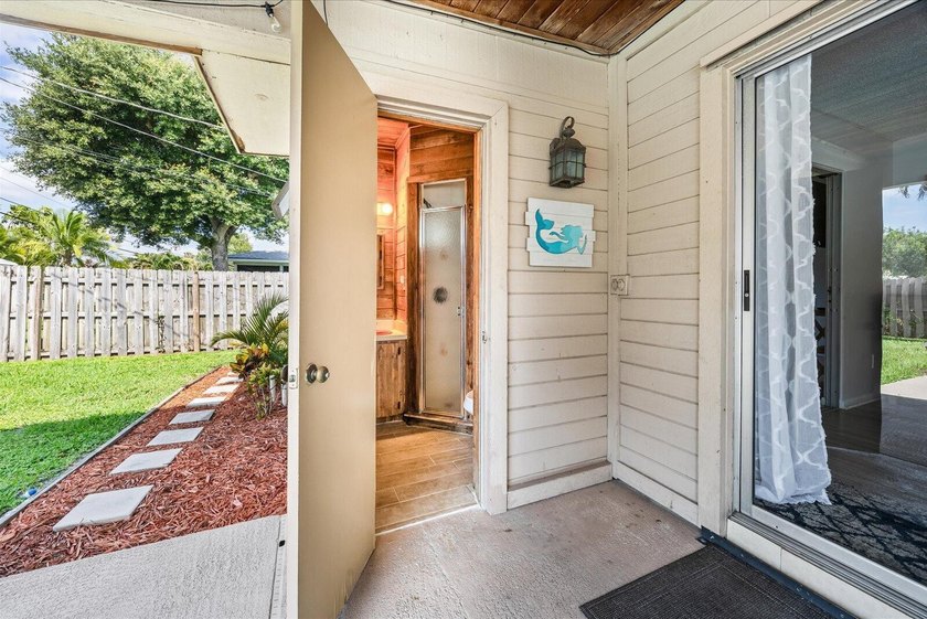 Welcome to 1004 NW 16th Pl in Stuart, FL 34994. Bring your boat - photo 36