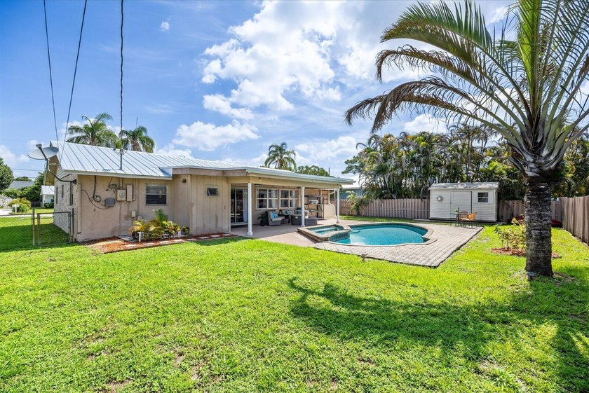 Welcome to 1004 NW 16th Pl in Stuart, FL 34994. Bring your boat - photo 40