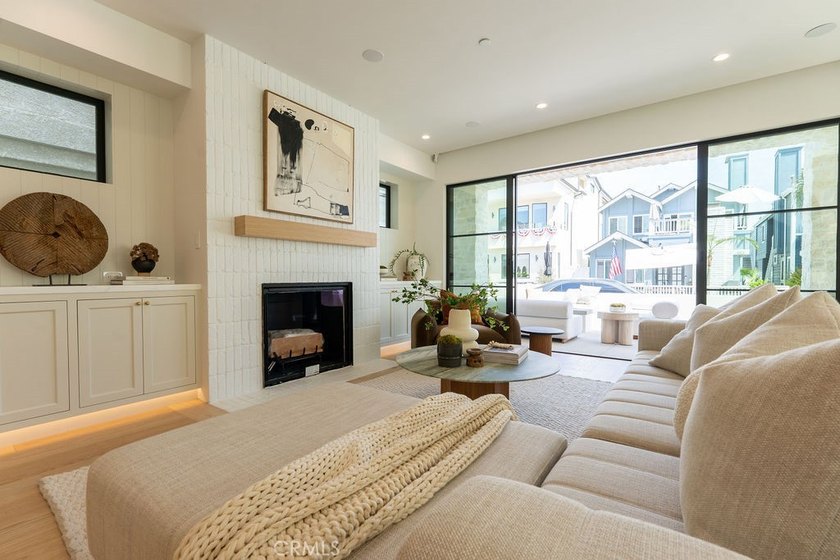 Experience exceptional coastal living in this brand-new custom - photo 6