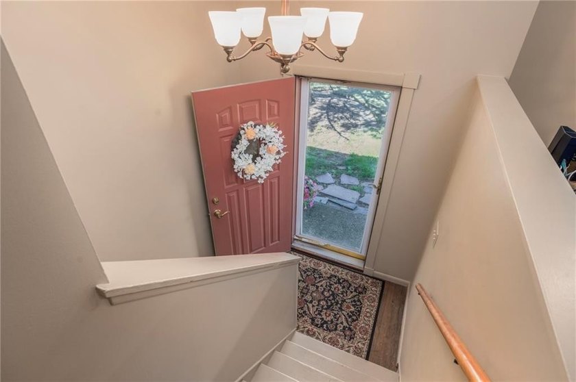 Well maintained raised ranch in the heart of North Kingstown - photo 22