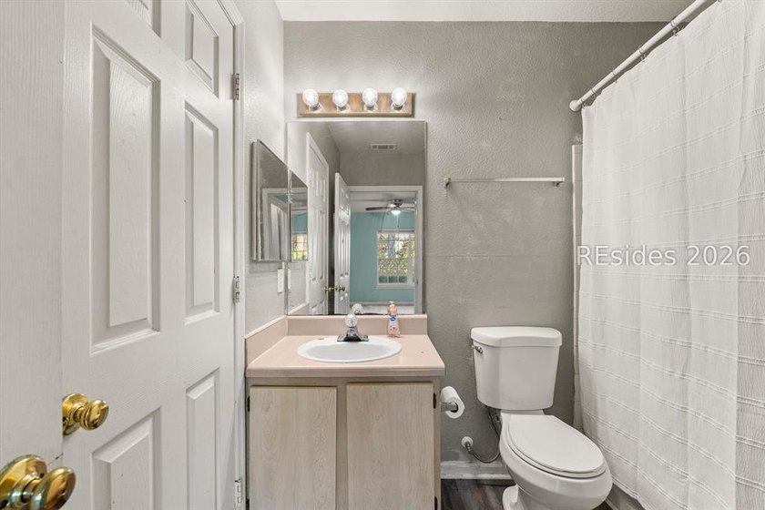 Let's sell this CONDO + GARAGE in gated Plantation Point! Insane - photo 23