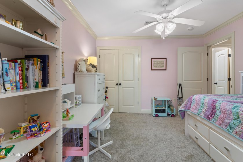 This immaculately maintained 3-bedroom, 2.5-bath home is nestled - photo 37
