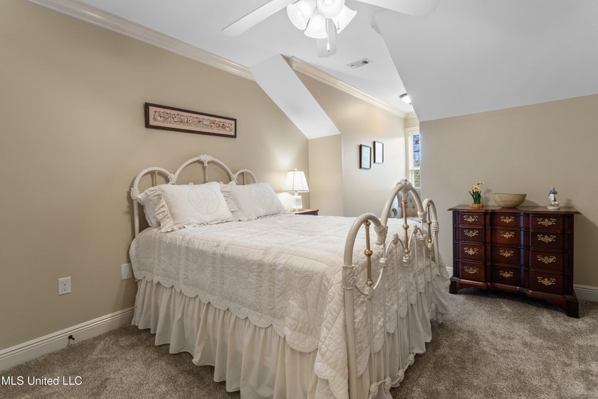 This immaculately maintained 3-bedroom, 2.5-bath home is nestled - photo 39