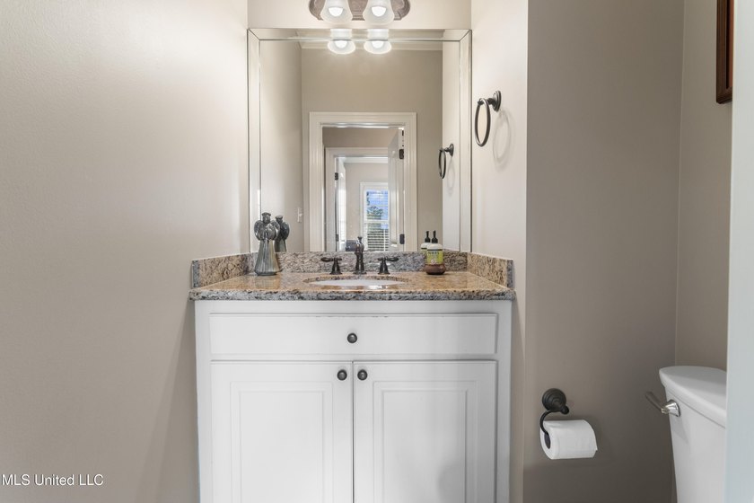 This immaculately maintained 3-bedroom, 2.5-bath home is nestled - photo 40