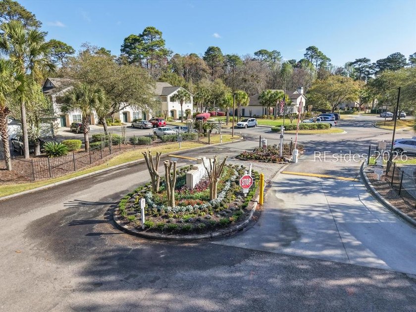 Let's sell this CONDO + GARAGE in gated Plantation Point! Insane - photo 41