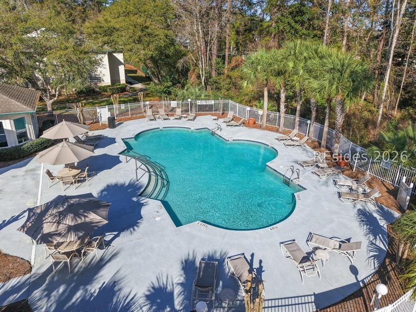 Let's sell this CONDO + GARAGE in gated Plantation Point! Insane - photo 44