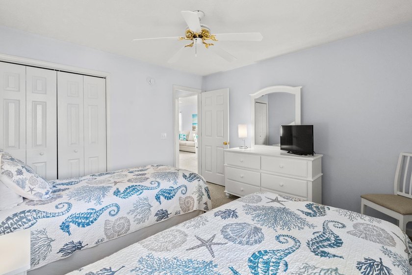 Welcome to Waterway Village! This beautifully updated - photo 28