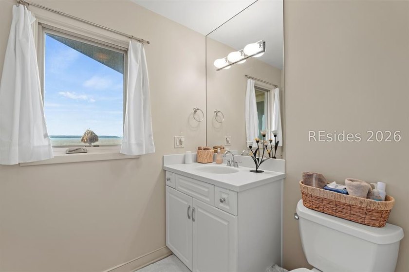 A Rare Point Comfort Peninsula Property. Tucked away on one of - photo 24
