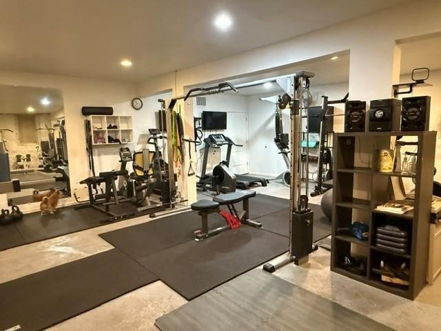 Beautiful 1.5 story home with rare attached 2 car garage in this - photo 46