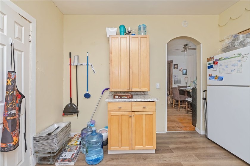 Welcome to this spacious colonial located in the Edgerton - photo 10