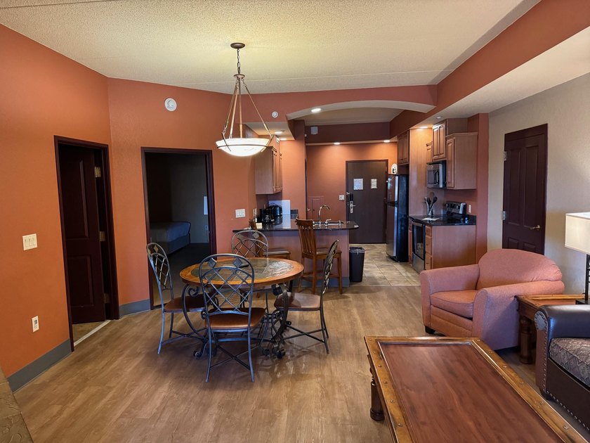 Located on the fifth floor, this spacious three bedroom condo - photo 17