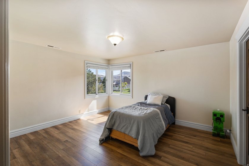 Wake up to sweeping lake and mountain views in this exceptional - photo 29