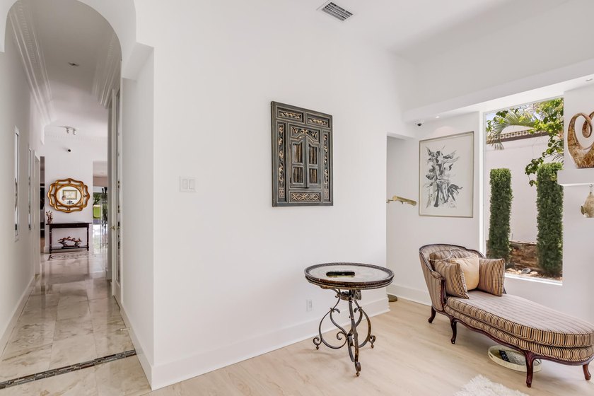 Must see this outstanding home in the renowned Fountains CC - photo 8