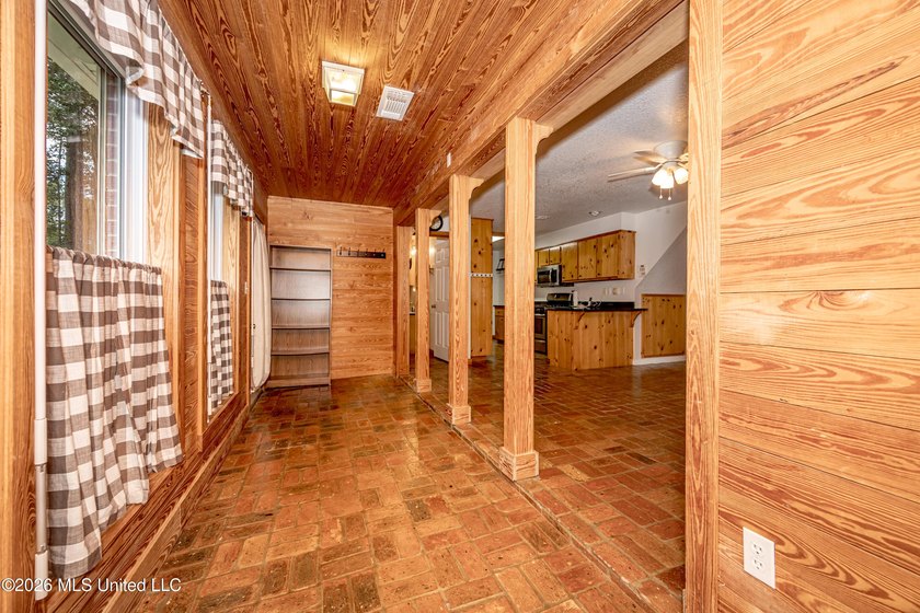 Welcome to your own private retreat in the desirable Spring Lake - photo 29