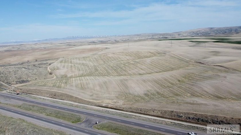 62 acres perfect for a rural development! Many different - photo 29