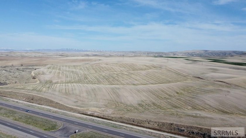62 acres perfect for a rural development! Many different - photo 32