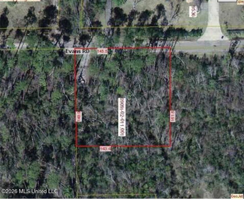 Great lot cleared ready to build on. A lot of new construction - photo 2