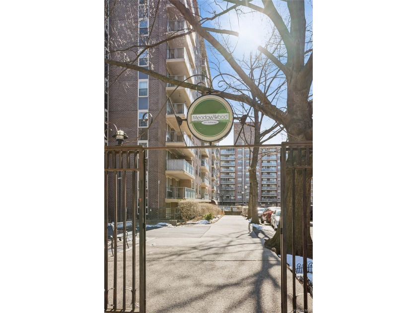 MeadowWood at Gateway 1-bedroom condo. The spacious unit - photo 16
