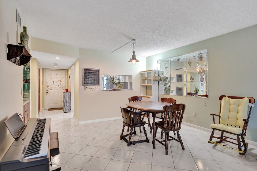 Come live in an All AGE Beautiful Community in East Boca Raton - photo 18