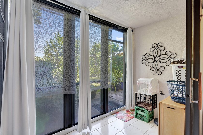 Come live in an All AGE Beautiful Community in East Boca Raton - photo 19