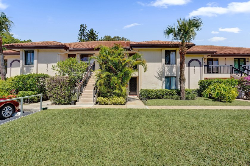 Come live in an All AGE Beautiful Community in East Boca Raton - photo 38