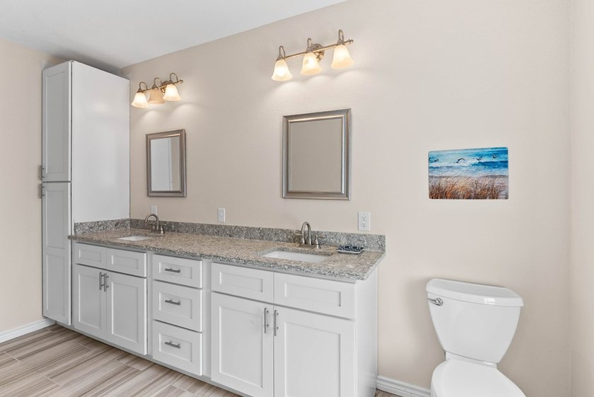 2321 Harbor Drive has been beautifully updated and thoughtfully - photo 14