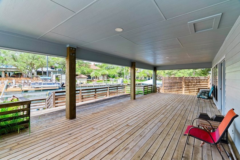 2321 Harbor Drive has been beautifully updated and thoughtfully - photo 38