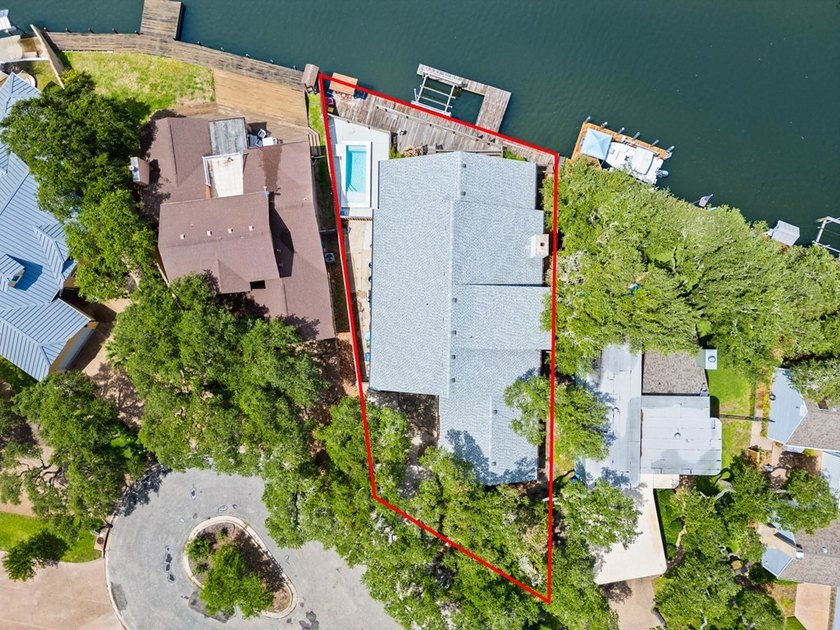 2321 Harbor Drive has been beautifully updated and thoughtfully - photo 42