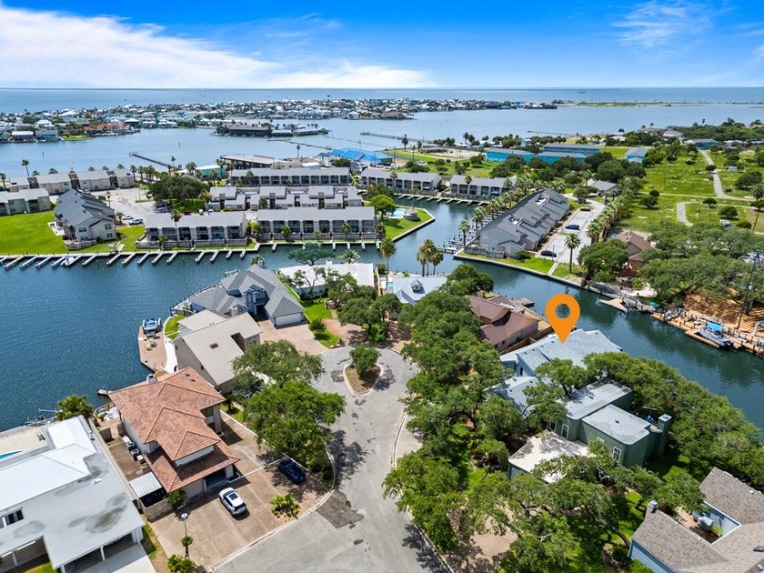 2321 Harbor Drive has been beautifully updated and thoughtfully - photo 44