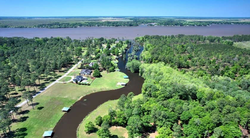 Wonderful Lake Views!!! PRIME LOT!!! Per Restrictive Covenants - photo 5
