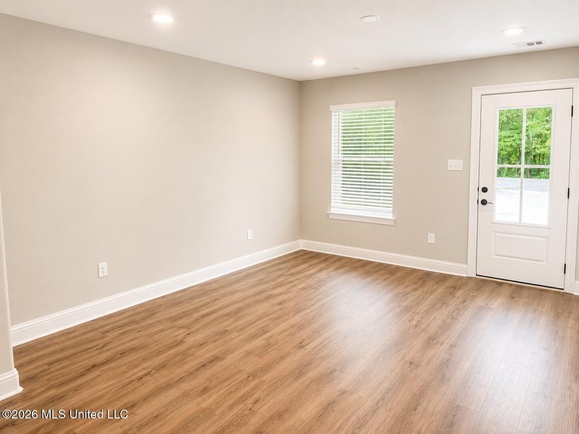 Move-in ready 3-bedroom home built in 2024! This well-maintained - photo 5