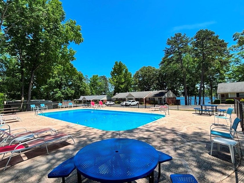 Searching for a lakeside getaway that hits all the high notes - photo 6