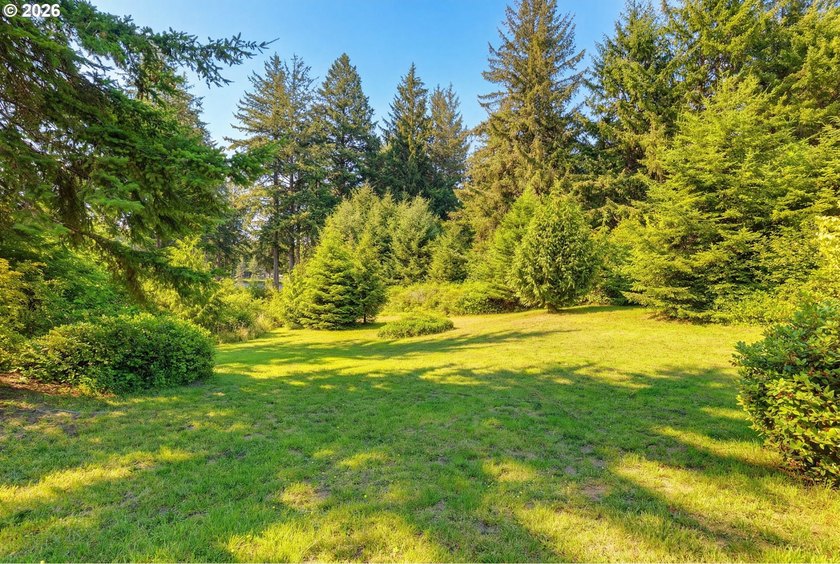 Nestled on 2.83 private acres, this beautifully landscaped - photo 28