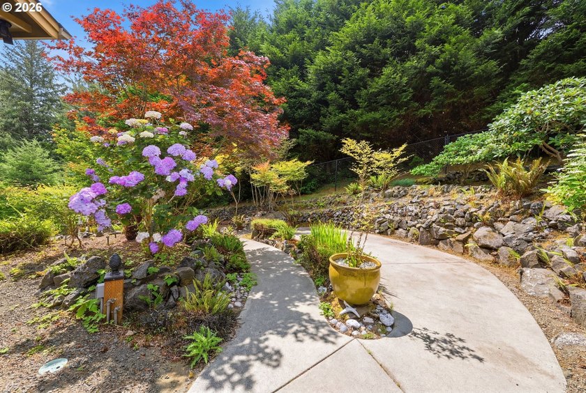 Nestled on 2.83 private acres, this beautifully landscaped - photo 29