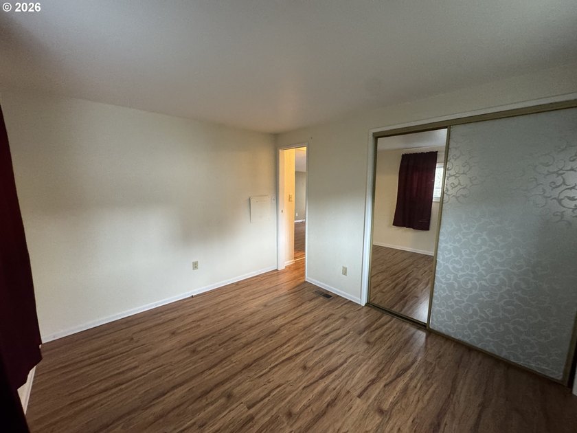 Welcome to Greentrees Village in the heart of Florence. Located - photo 17