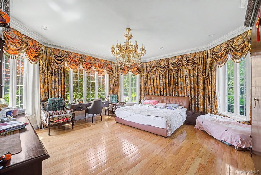 Experience refined luxury in this extraordinary custom lakefront - photo 22