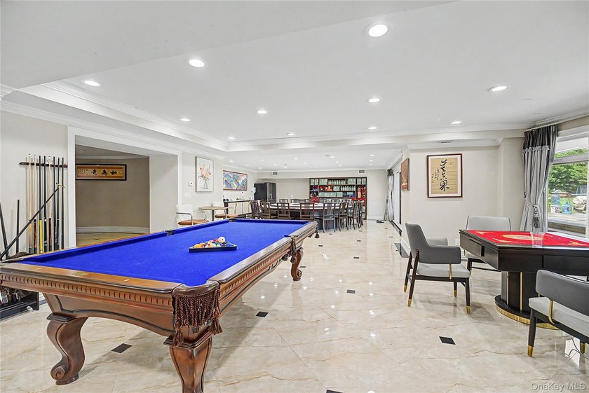 Experience refined luxury in this extraordinary custom lakefront - photo 31