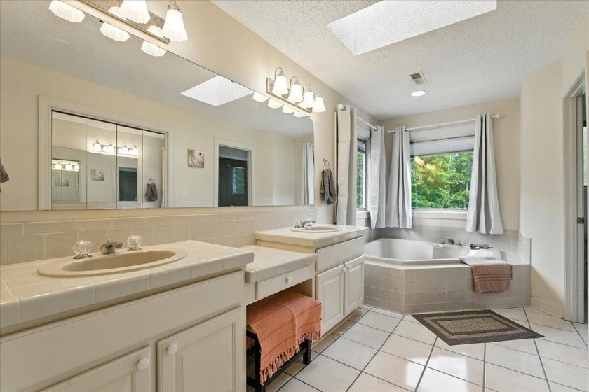 Welcome to your own private sanctuary in North Bedford County, a - photo 32