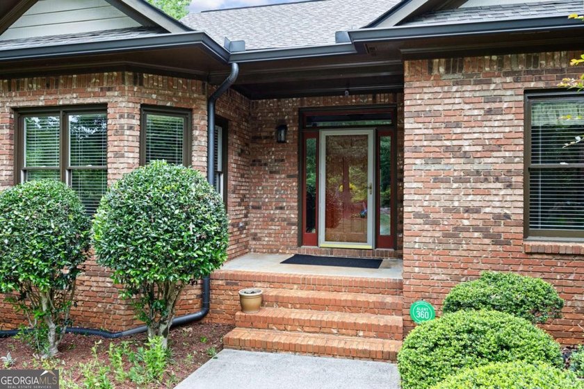 Hidden Gem! This Custom Built, 1 Owner Cartersville Ranch is - photo 7