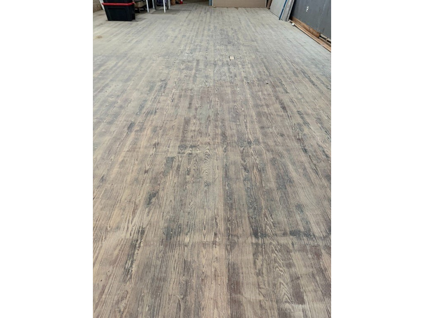 This commercial property is approximately 3400 sq ft with so - photo 2