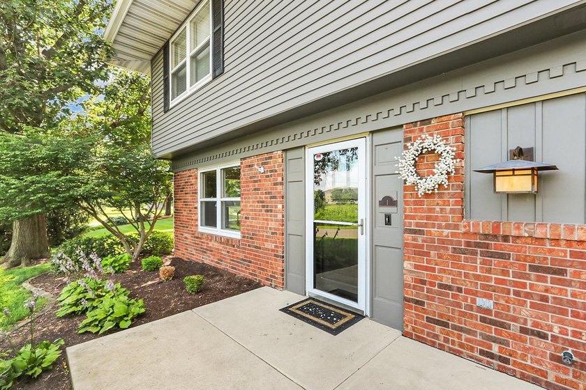 Rare opportunity in the highly desirable Lake Park subdivision! - photo 13