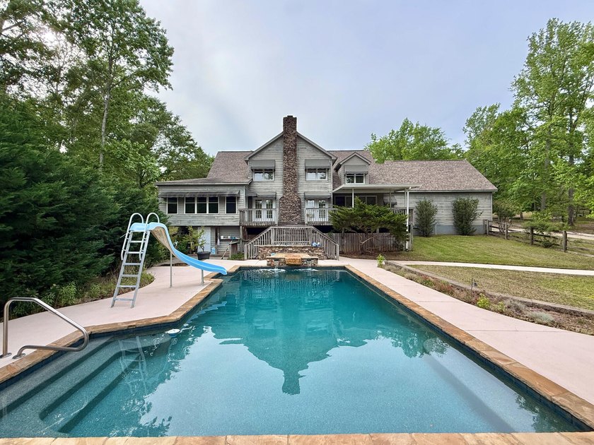 Welcome home to your peaceful, private retreat on 8.25 acres - photo 10