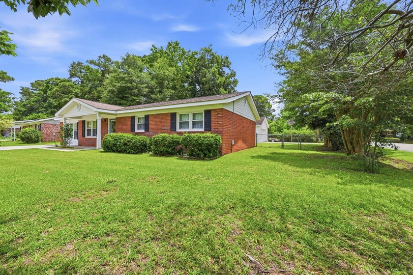 Welcome home to this beautifully updated 3-bedroom, 2-bath brick - photo 45