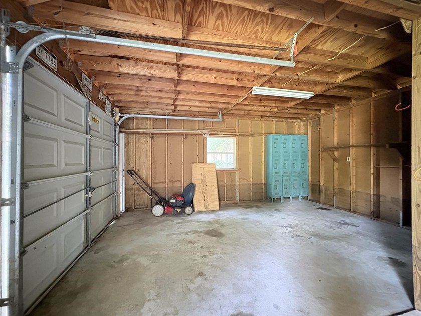 Welcome home to this beautifully updated 3-bedroom, 2-bath brick - photo 47