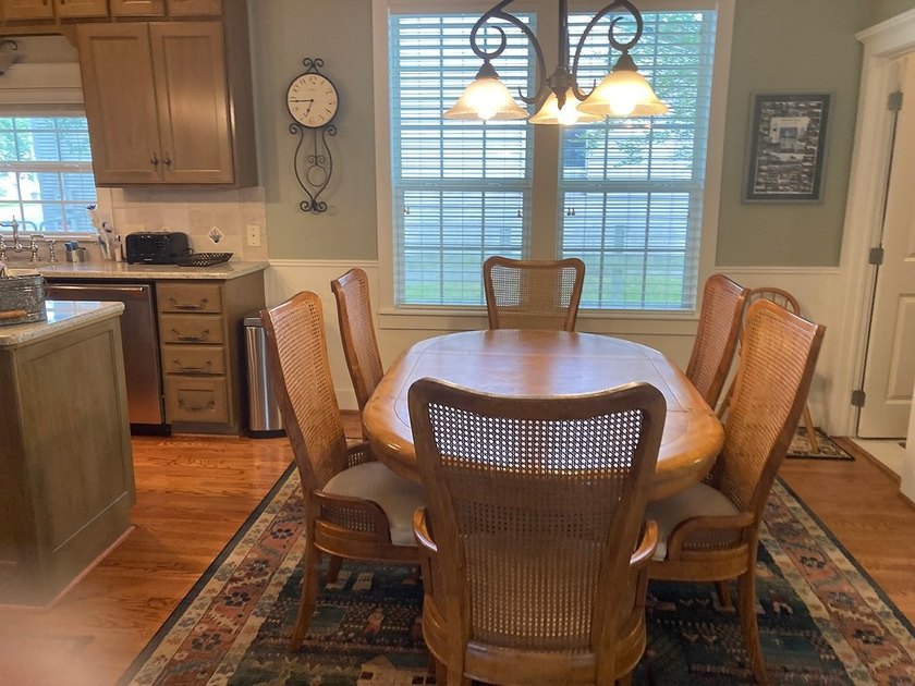This property has a total of 2900 square feet of living space, 5 - photo 5