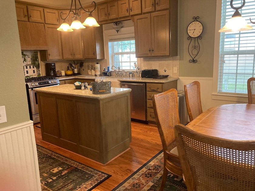 This property has a total of 2900 square feet of living space, 5 - photo 6