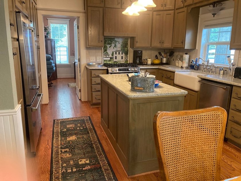 This property has a total of 2900 square feet of living space, 5 - photo 7