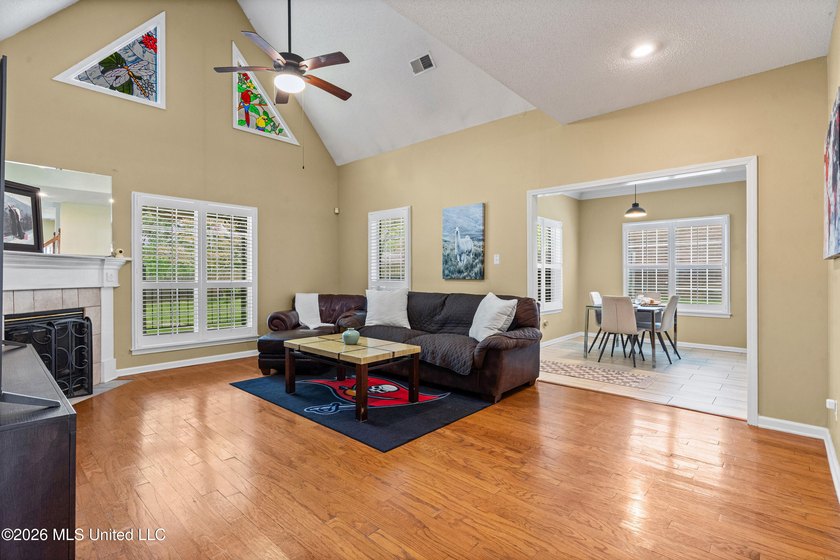 A Move-In Ready Gem in Pinehurst! This well-maintained 3-bedroom - photo 10